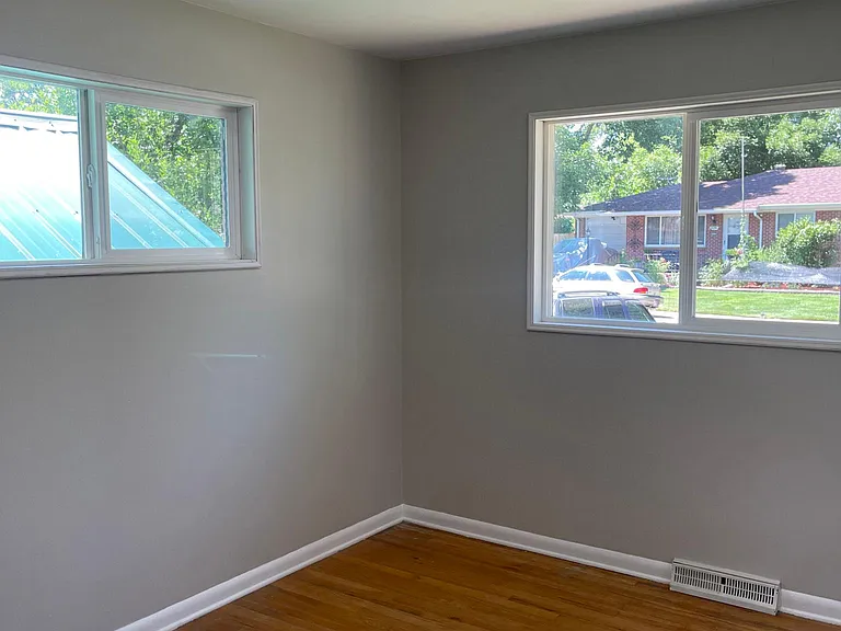 3230 W Grand Ave — Photo 6