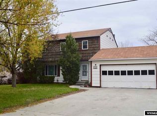 617 N 8 W, Riverton, WY 82501
