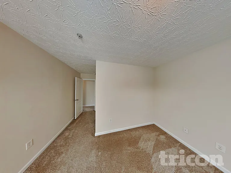 1024 Weatherwood Pl — Photo 13