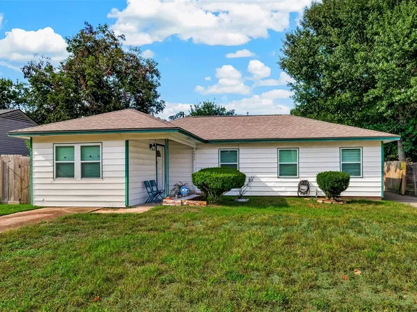5943 Southlark St, Houston, TX 77033