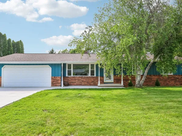 2507 Woodside Dr, Cross Plains, WI 53528