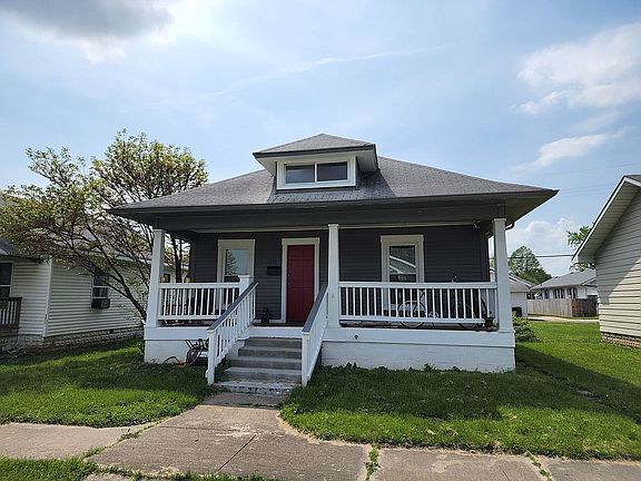 2nd image of 1231 Elm St