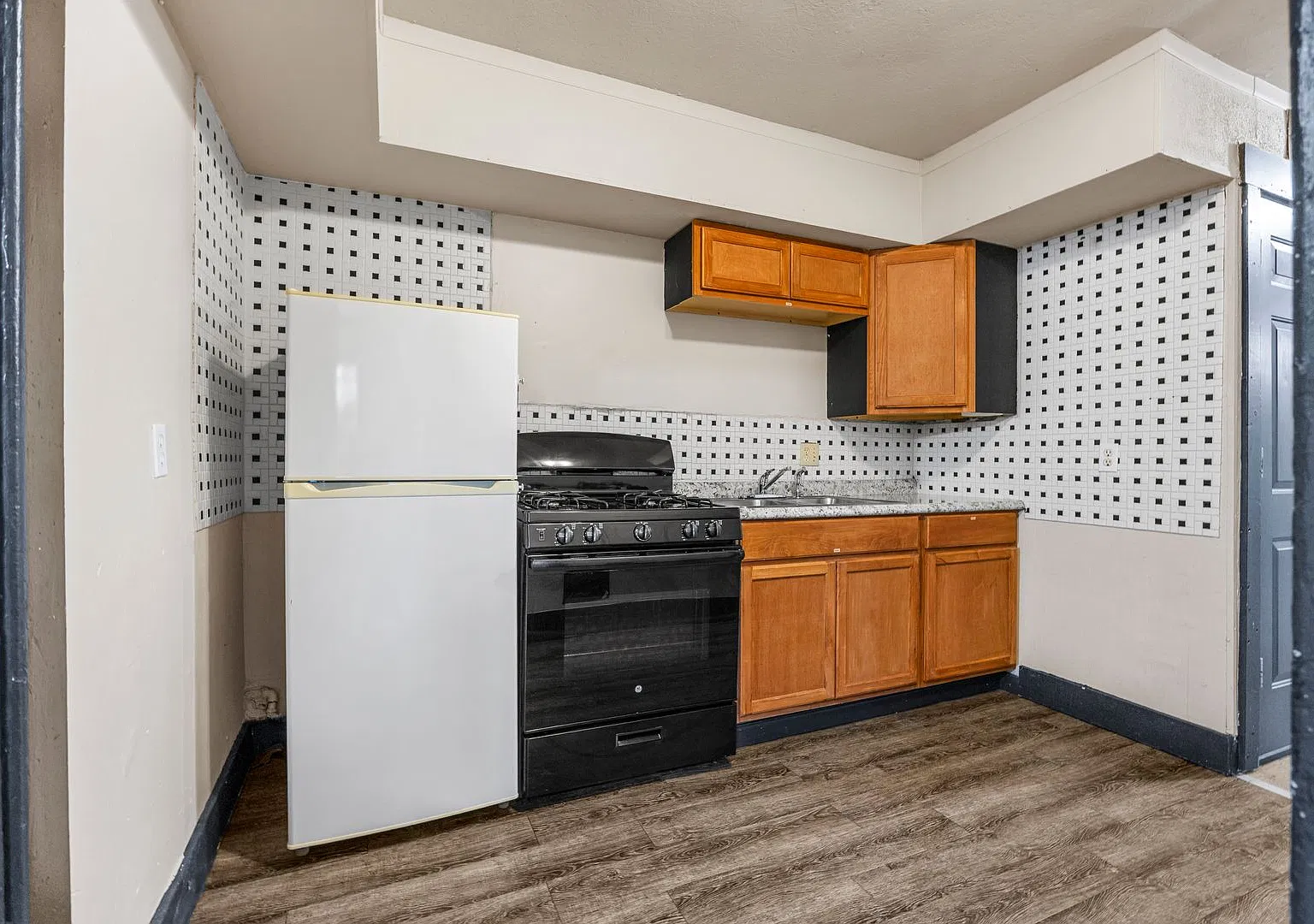 1439 11th St - Unit B — Photo 3
