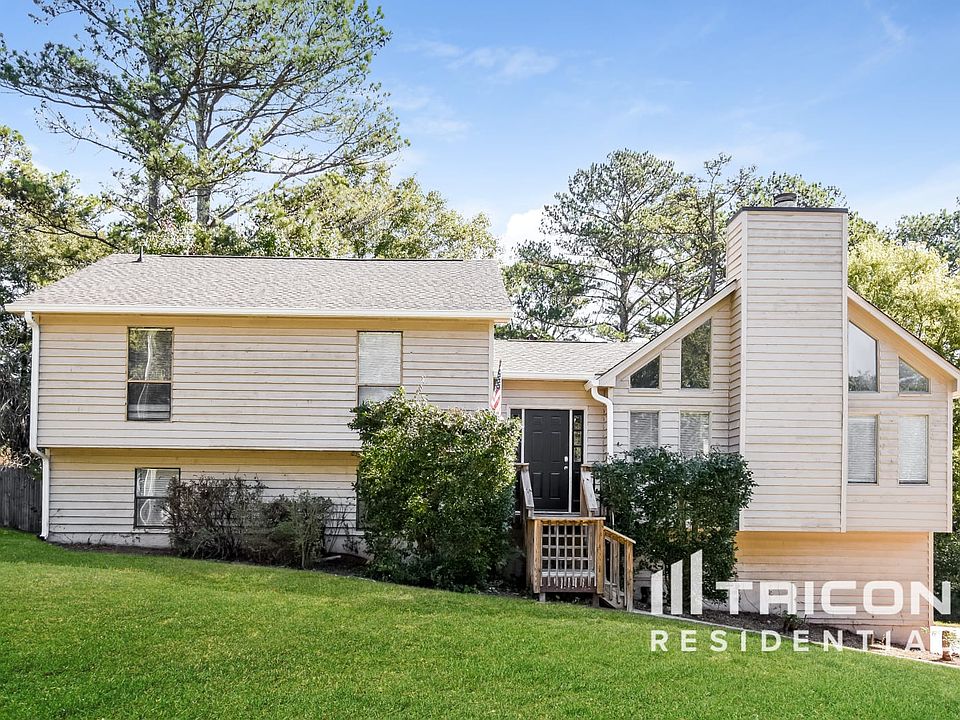 1st image of 2236 Blenheim Ct
