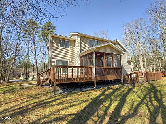 5th image of 127 Lakewood Dr