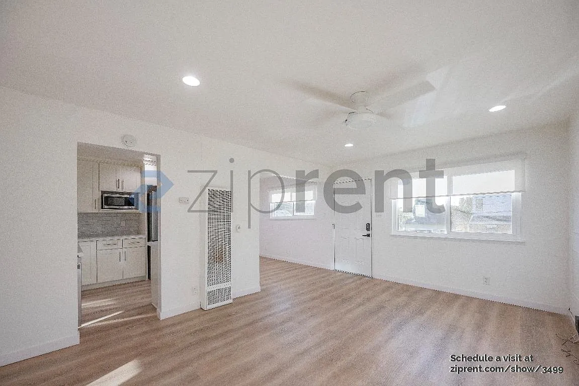 2 bed, 750 sqft, $2,950 — Photo 3