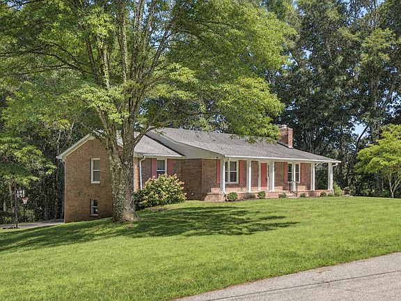 2nd image of 3970 Miller Dr