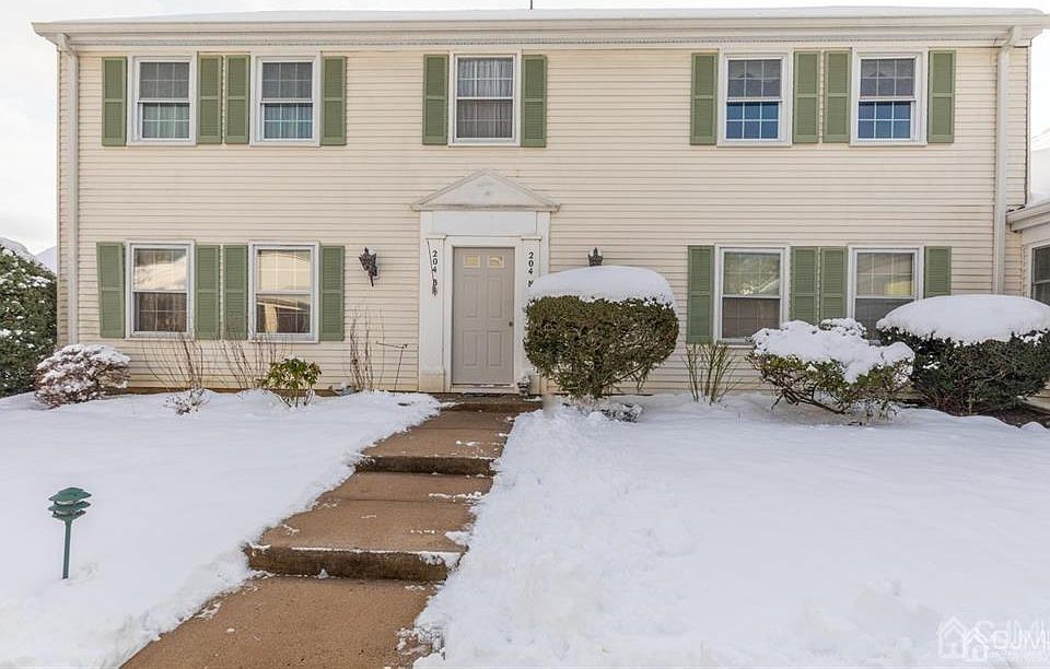 1st image of 204 N Rossmoor Dr #N