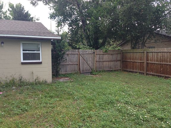 4th image of 3210 W Paxton Ave