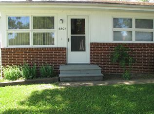 3209 O Ave NW, Cedar Rapids, IA 52405