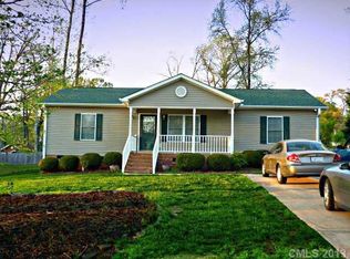 409 E Louisiana Ave, Bessemer City, NC 28016