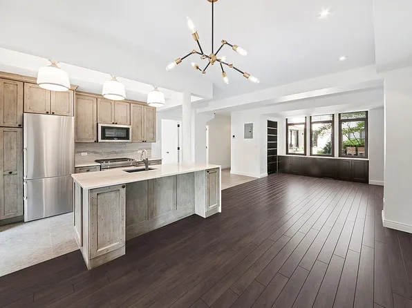 3 Hanover Sq APT 21C, New York, NY 10004