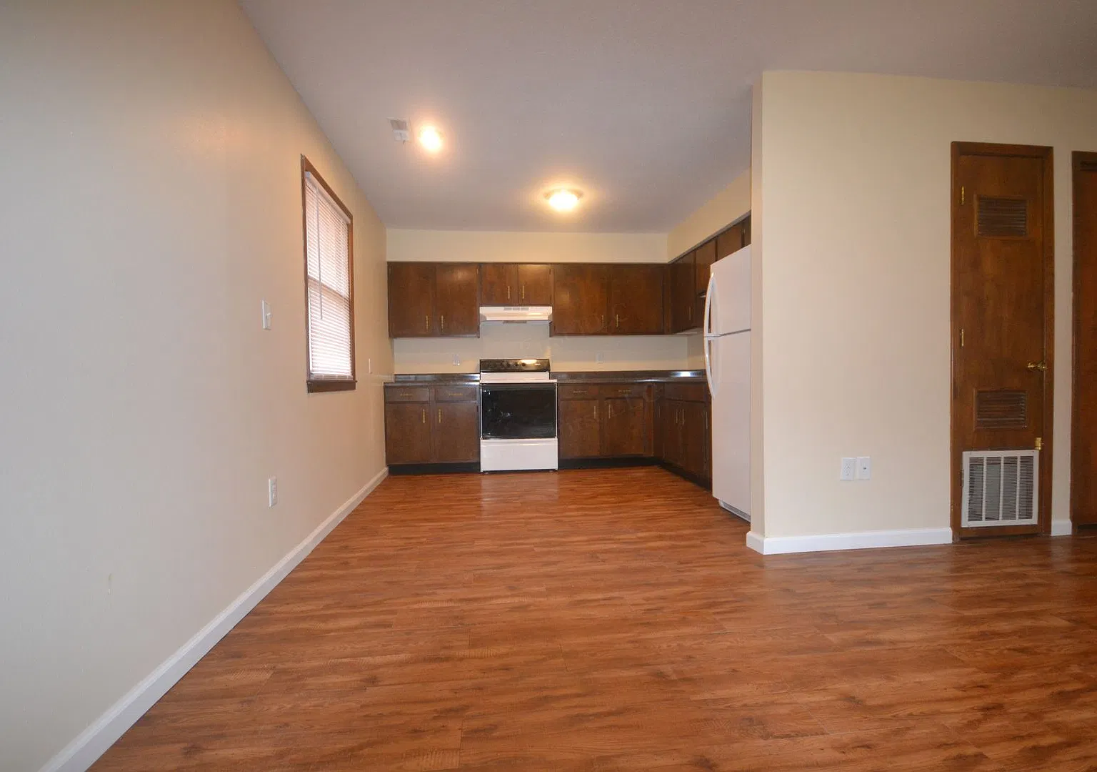 Edna Golden Homes — Photo 3