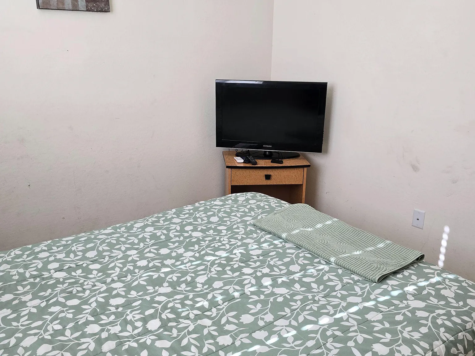 4 bed, 3.0 bath, 1800 sqft, $1,001 — Photo 3