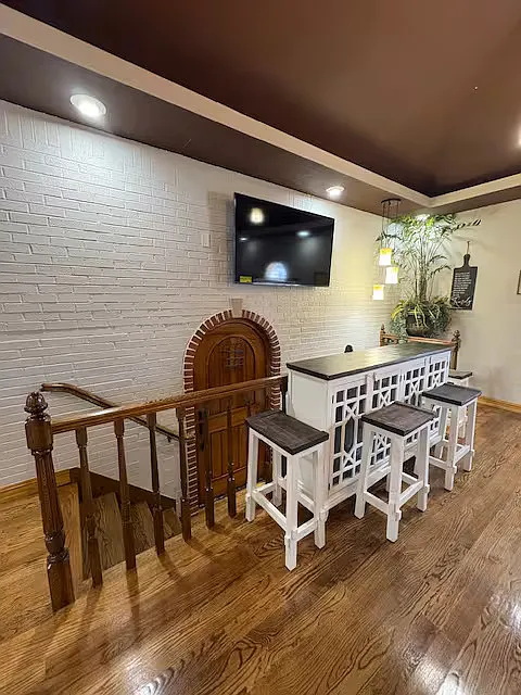 335 North Peachtree Ave - Longterm - 3 — Photo 3