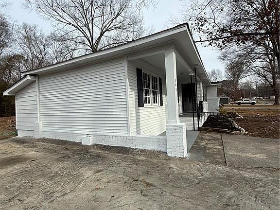 3rd image of 187 Scott Lake Rd SW