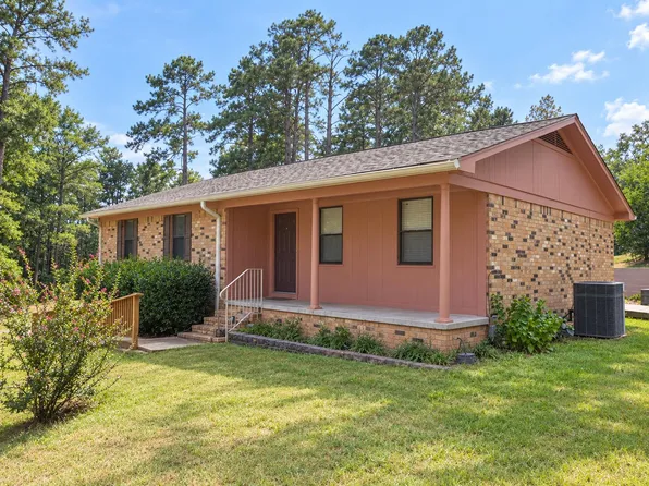 700 Crestwood Dr, Fulton, MS 38843