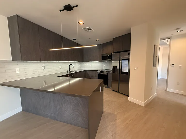 495 Promenade Ave — Photo 17