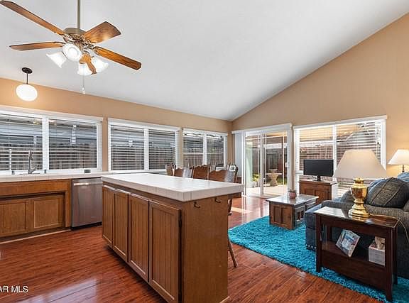 5th image of 351 N Mira Flores Ct