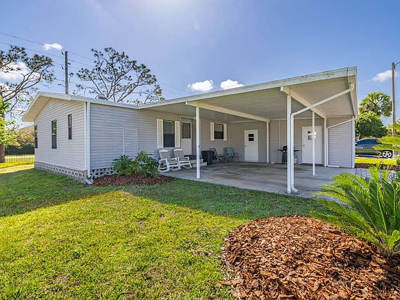 2nd image of 1743 Conifer Ave #23