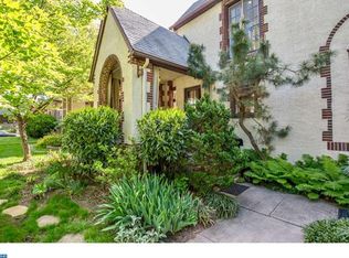 25 Wellington Rd, Ardmore, PA 19003