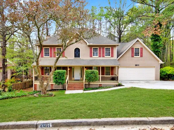 2611 Rock Point Ln, Snellville, GA 30039