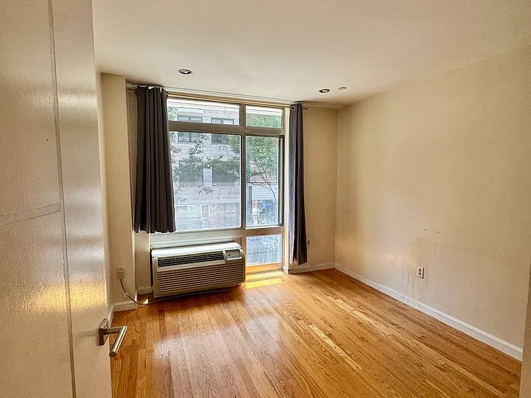 55 Hester St #2C — Photo 6