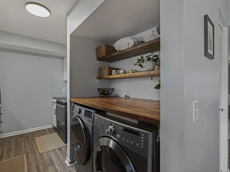5515 Country Dr — Photo 6