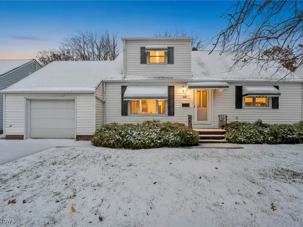 1711 Rush Rd, Wickliffe, OH 44092