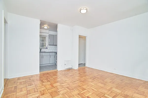 Rented by Keller Williams NYC | media 14