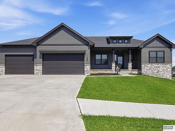 2nd image of 11361 S 185th Ave