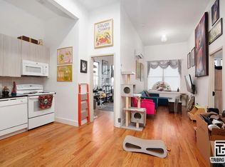 101 Humboldt St #2R, Brooklyn, NY 11206