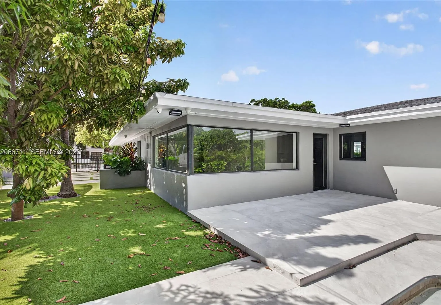 Biscayne Shores Corr Plat — Photo 1