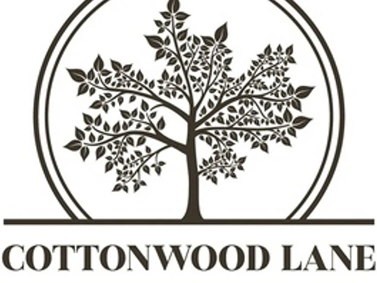 Cottonwood Lane — Photo 2