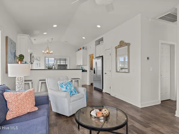 106 Willis Avenue #A, Atlantic Beach, NC 28512