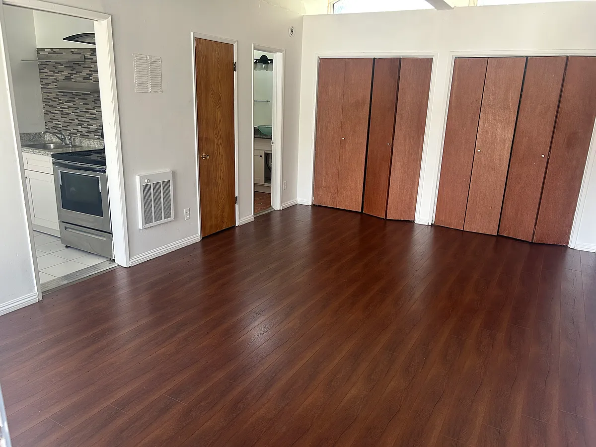 Photo 1 of 6 - 8654 Falmouth Ave #1 - Playa Del Rey, CA Primary Photo - 8654 Falmouth Ave #1