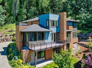 10028 NE 162nd St, Bothell, WA 98011