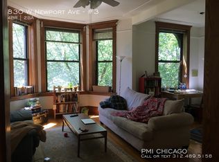 830 W Newport Ave #3, Chicago, IL 60657