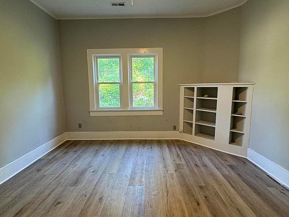 3rd image of 94 Old Lanvale Rd NE #2