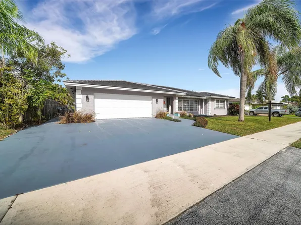 2113 NE 57th Street, Fort Lauderdale, FL 33308