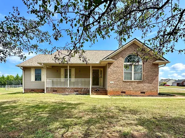 374 Grassy Pond Rd, Gaffney, SC 29341