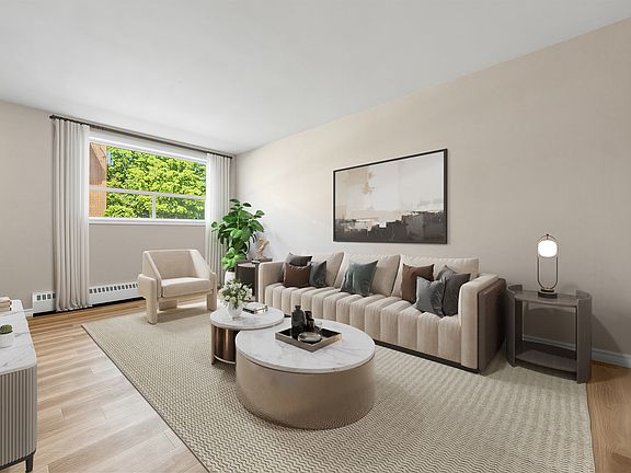2nd image of 840 Dundas St E #1551458