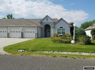 117 Rocky Rd, Torrington, WY 82240