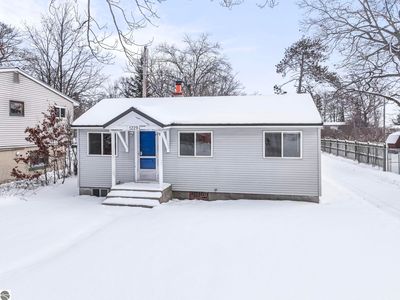 1229 Santo St, Traverse City, MI, 49686