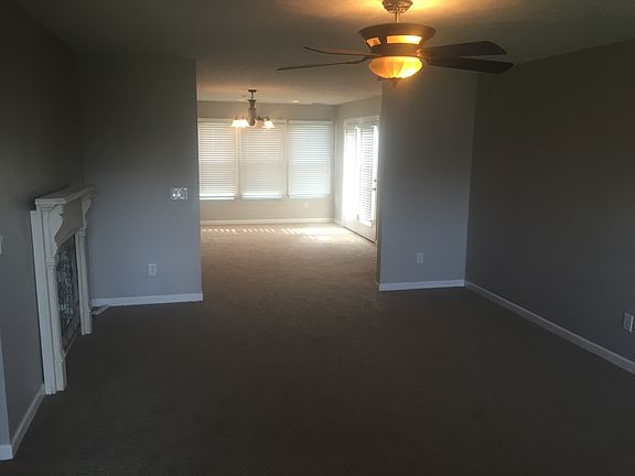 4th image of 4853 Ark Ln