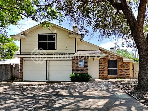 1304 Brookmeadow Ct, Arlington, TX 76018
