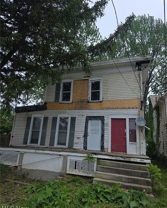 1st image of 804 West Ave