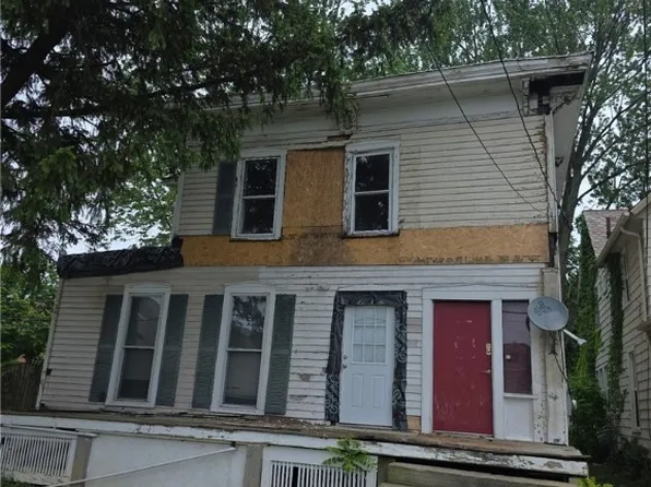 804 West Ave, Elyria, OH 44035