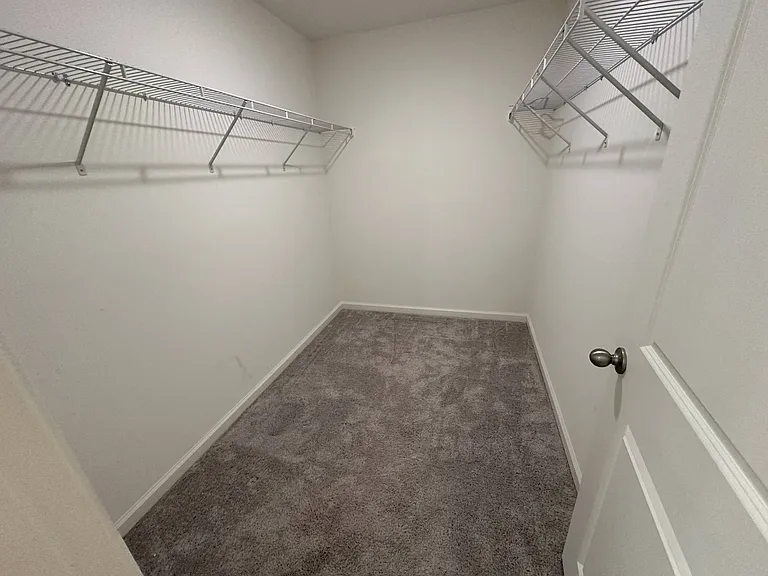 100 Swindon Dr — Photo 11