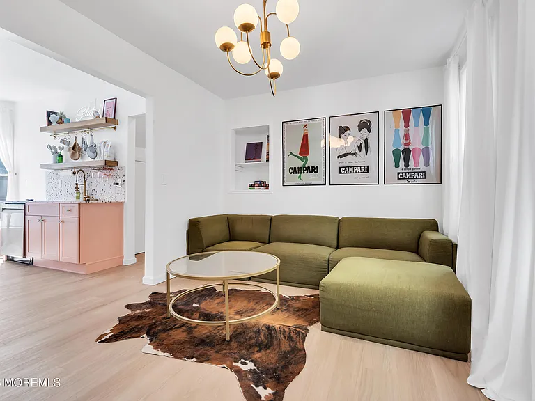 611 3rd Ave #1 — Photo 8